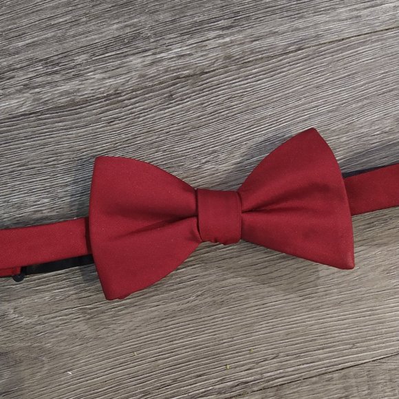 Goodfellow & co bowtie - Picture 1 of 5